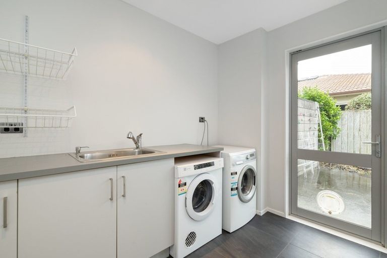 Photo of property in 115 Oriental Parade, Papamoa Beach, Papamoa, 3118