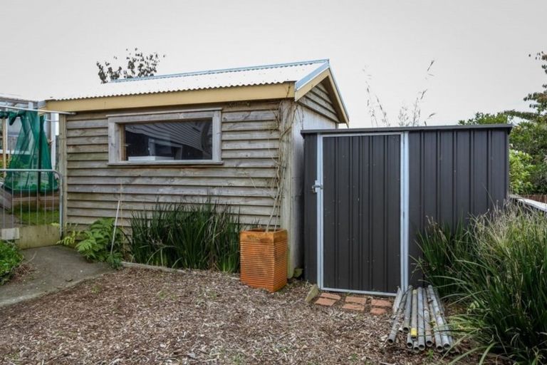 Photo of property in 37 Belair Avenue, Blagdon, New Plymouth, 4310