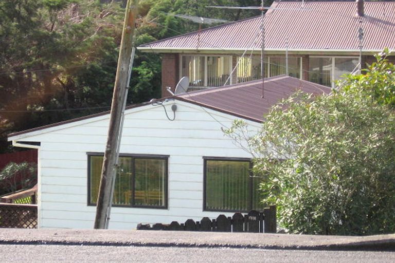 Photo of property in 236 Triangle Road, Massey, Auckland, 0614