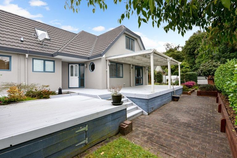 Photo of property in 27 Greenfield Drive, Western Heights, Hamilton, 3200