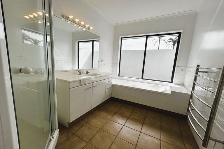 Photo of property in 16 Palm Beach Boulevard, Papamoa Beach, Papamoa, 3118