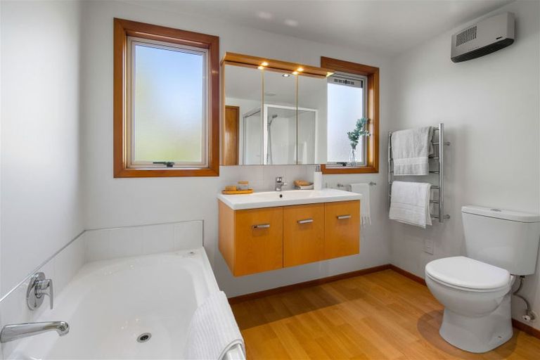 Photo of property in 3 Bushby Place, Bryndwr, Christchurch, 8053