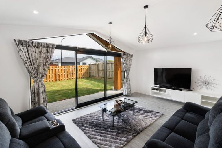 Photo of property in 1 Lolite Lane, Rolleston, 7615