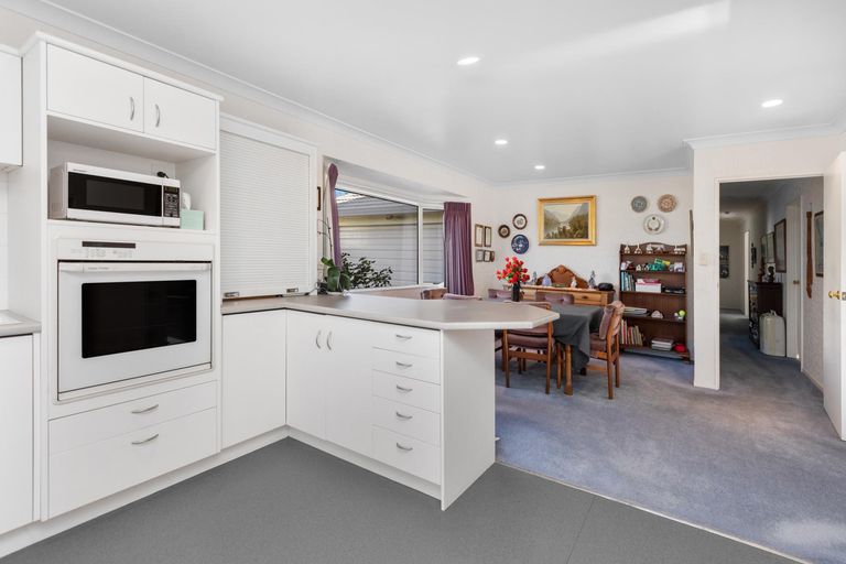 Photo of property in 11 Seales Road, Morrinsville, 3300