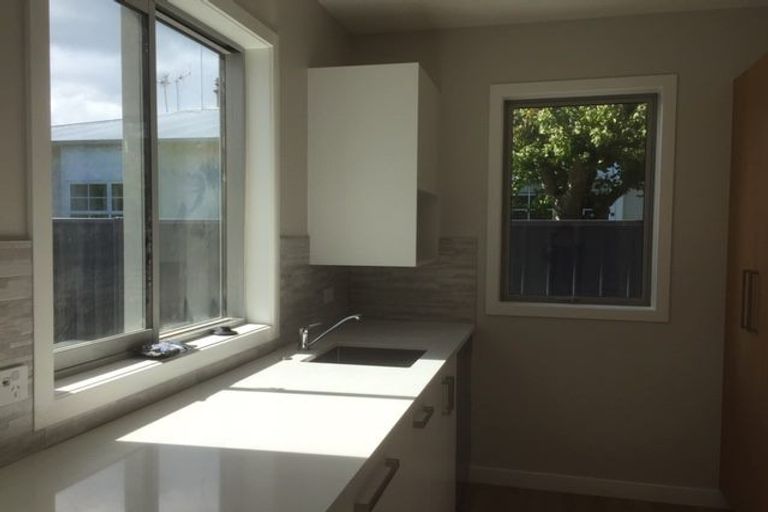 Photo of property in 30 Bowling Road, Greenmeadows, Napier, 4112