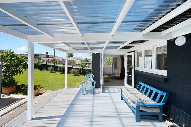 Photo of property in 2 Mountain View Drive, Te Awamutu, 3800