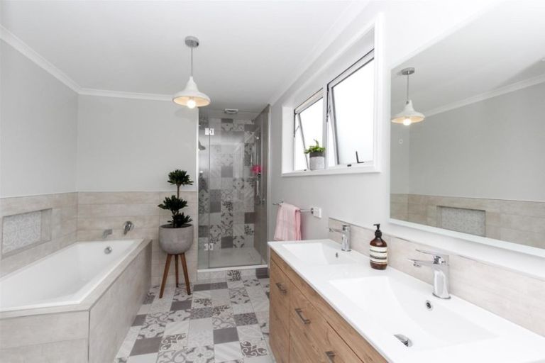 Photo of property in 91 Dorset Avenue, Lynmouth, New Plymouth, 4310