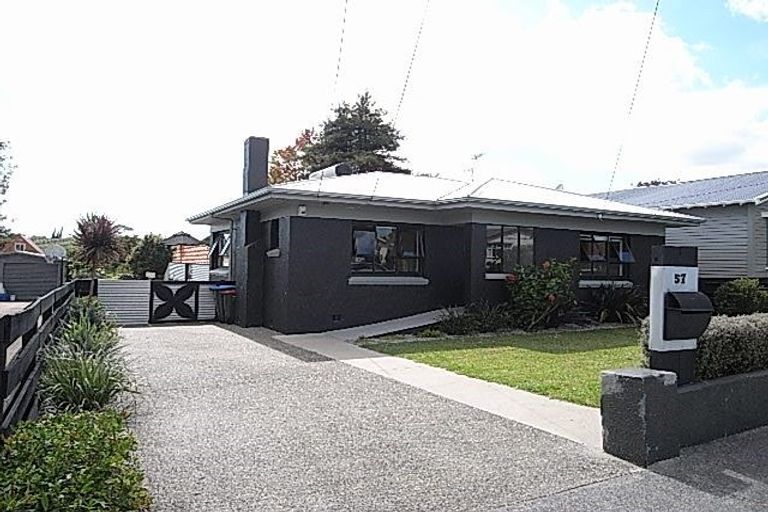 Photo of property in 57 Moa Road, Point Chevalier, Auckland, 1022