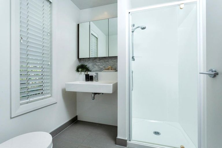 Photo of property in 223a Hurstmere Road, Takapuna, Auckland, 0622