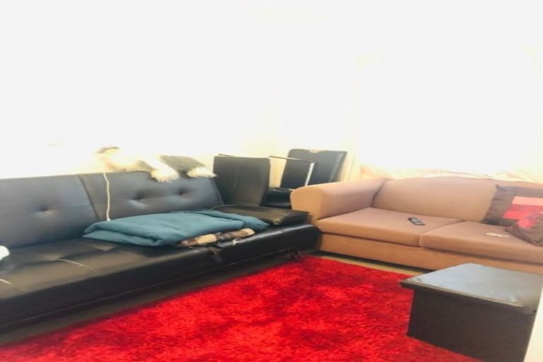 Photo of property in 307 Sunset Road, Sunnynook, Auckland, 0632