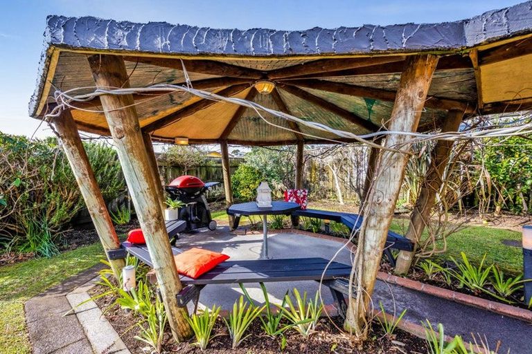 Photo of property in 1 Ludlow Place, Bell Block, New Plymouth, 4312