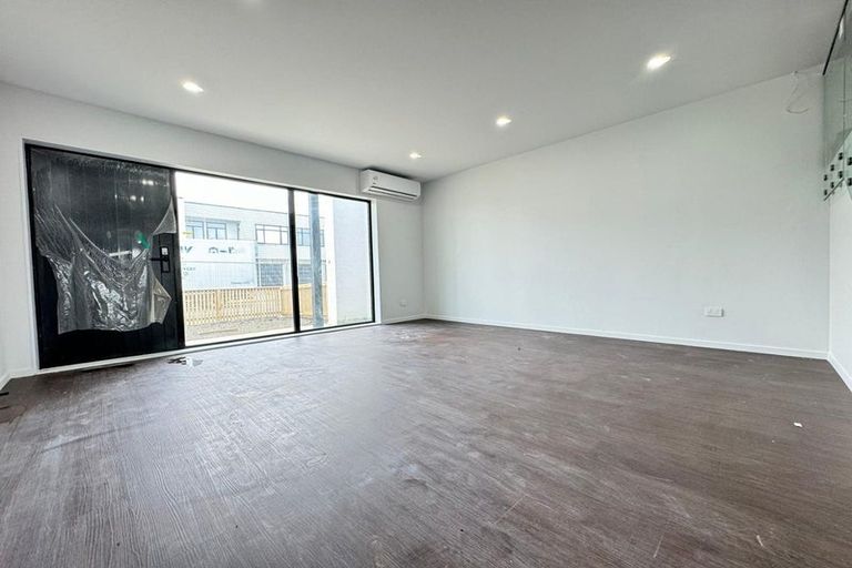 Photo of property in 84 Kauri Heart Avenue, Takanini, 2112