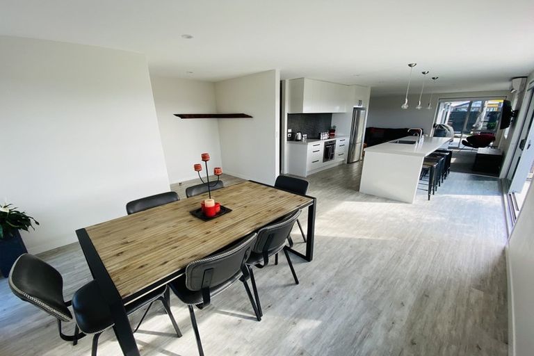 Photo of property in 120 The Boulevard, Papamoa Beach, Papamoa, 3118