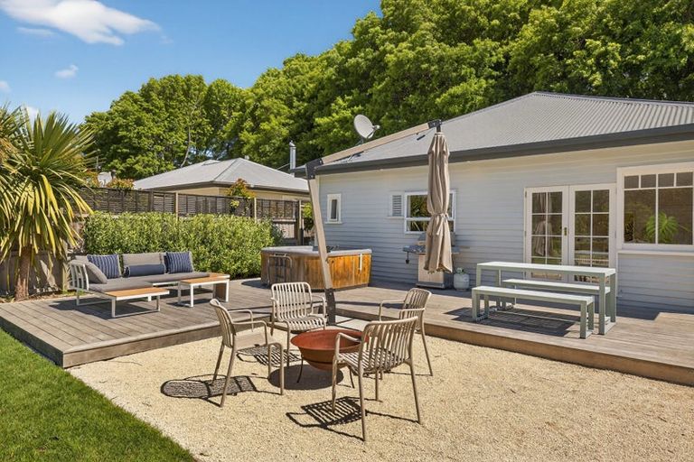 Photo of property in 74 Severn Street, St Albans, Christchurch, 8014