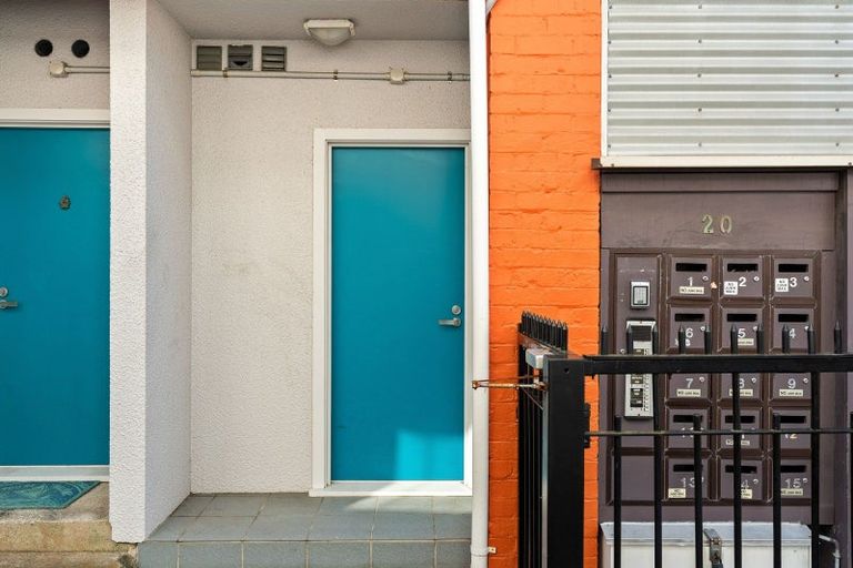 Photo of property in Hopper Street Apartments, 4/20 Hopper Street, Mount Cook, Wellington, 6011