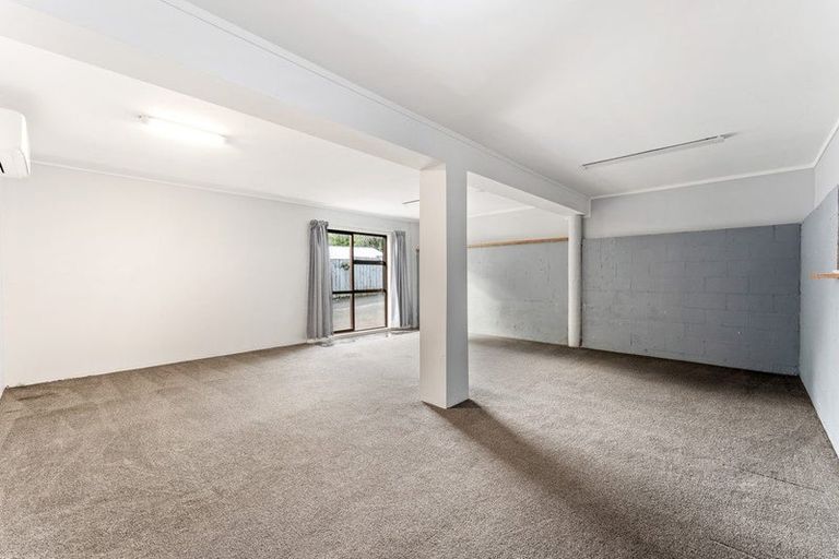 Photo of property in 16 Dobell Road, Stanmore Bay, Whangaparaoa, 0932