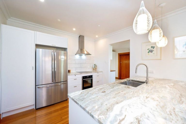 Photo of property in 702 Avenue Road East, Parkvale, Hastings, 4122