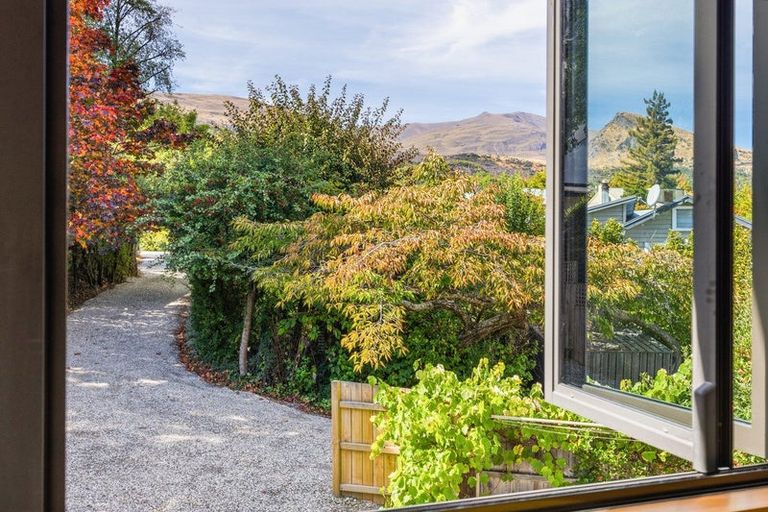 Photo of property in 18 Stafford Street, Arrowtown, 9302