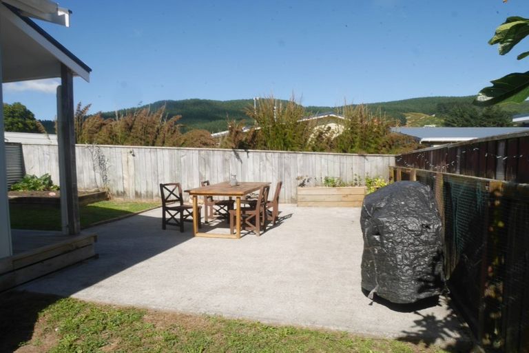 Photo of property in 12a Ryan Grove, Tawa, Wellington, 5028