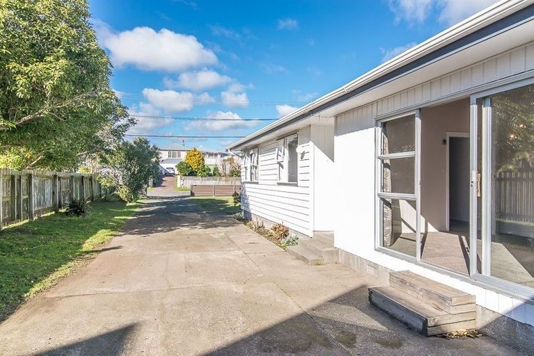 Photo of property in 39 Gray Avenue, Paraparaumu Beach, Paraparaumu, 5032