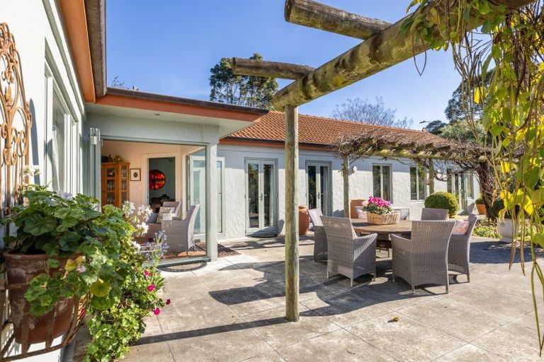 Photo of property in 65 Lucknow Road, Havelock North, 4130