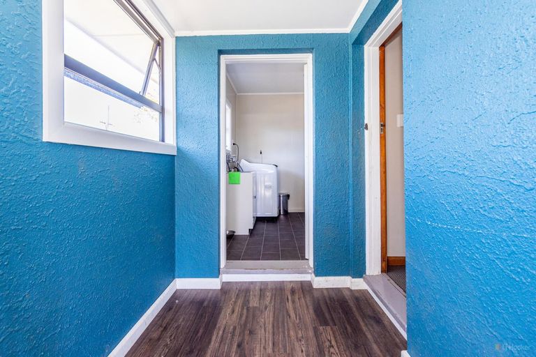 Photo of property in 3 Price Street, Waimate, 7924