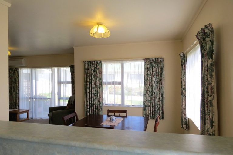 Photo of property in 5 Allman Drive, Coromandel, 3506