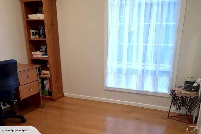 Photo of property in 17 The Boulevard, Sunnyhills, Auckland, 2010