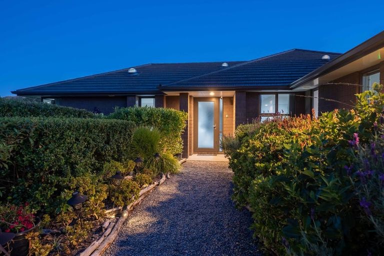 Photo of property in 9 Angus Way, Nikau Valley, Paraparaumu, 5032
