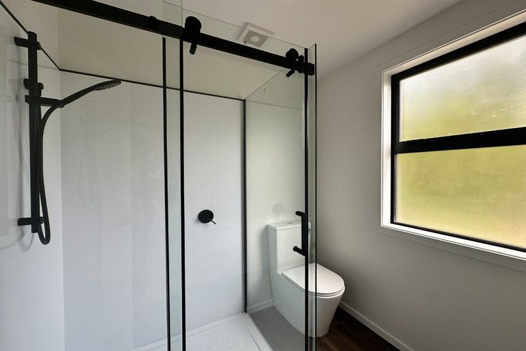 Photo of property in 24 Parawera Drive, Acacia Bay, Taupo, 3330