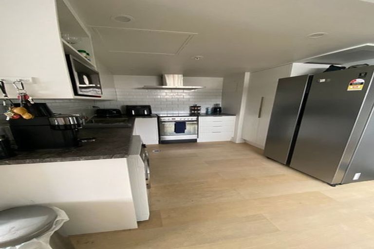 Photo of property in Quantum On Thorndon Quay, 7/163a Thorndon Quay, Pipitea, Wellington, 6011