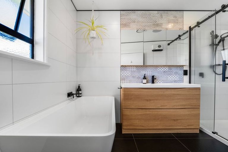 Photo of property in 19 Manson Street, Gate Pa, Tauranga, 3112