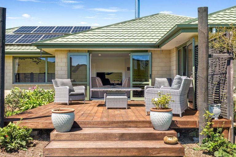 Photo of property in 54 Mcraes Road, Waikari, 7385