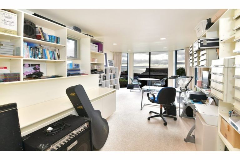 Photo of property in 59 Pacific Parade, Army Bay, Whangaparaoa, 0930