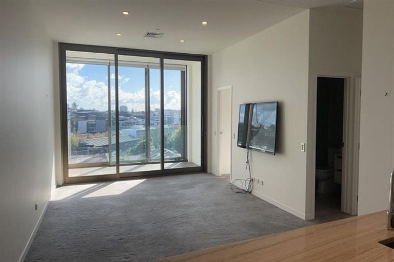 Photo of property in 402/12 Saint Marks Road, Remuera, Auckland, 1050