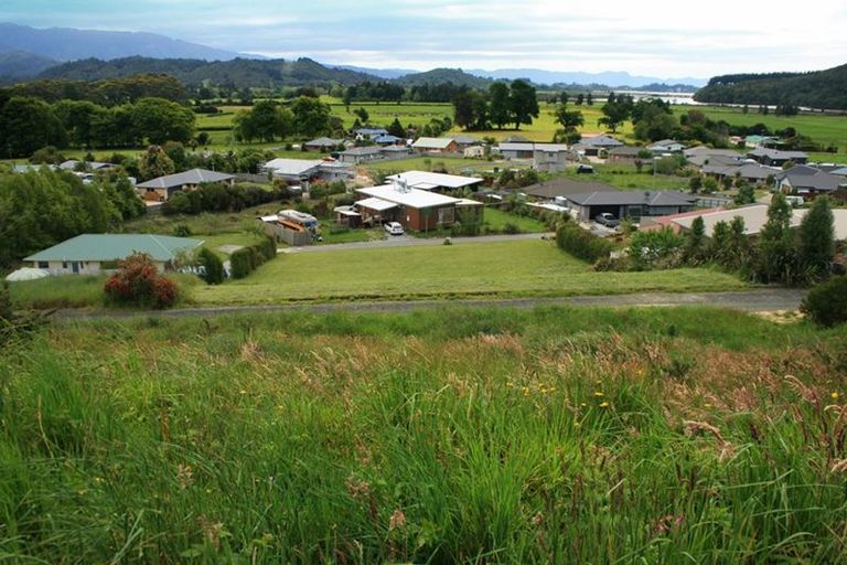 Photo of property in 34 Arapeta Place, Takaka, 7110