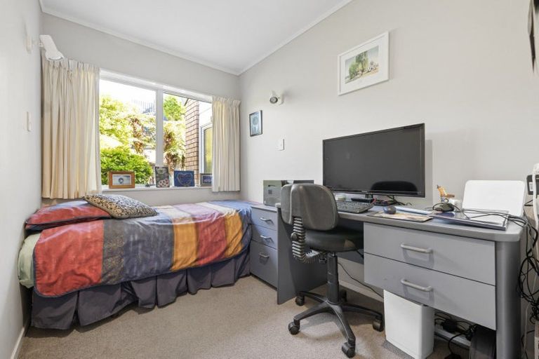 Photo of property in 91 Waikite Road, Welcome Bay, Tauranga, 3175