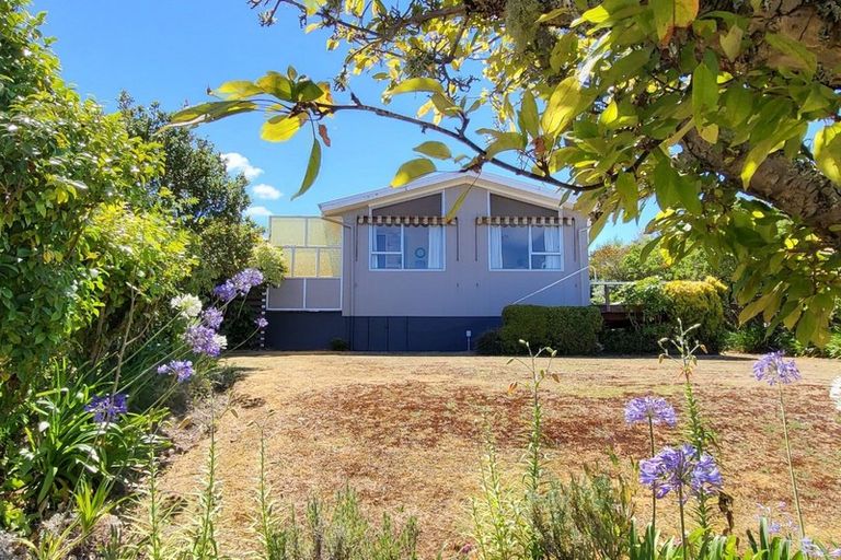 Photo of property in 13 Angela Place, Kinloch, Taupo, 3377