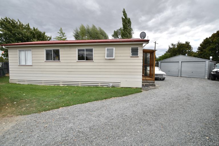 Photo of property in 14 Mackenzie Drive, Twizel, 7901