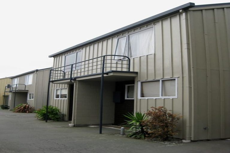 Photo of property in 2/27 Packe Street, Edgeware, Christchurch, 8013