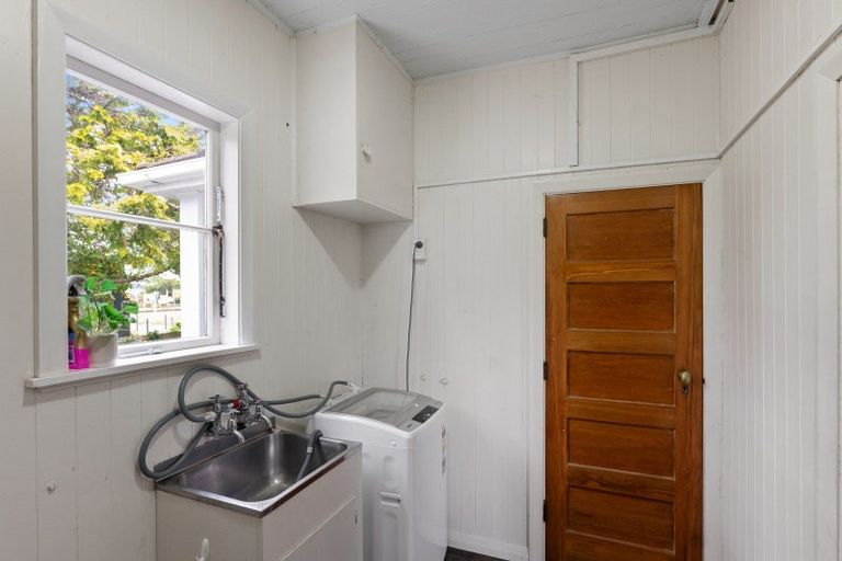 Photo of property in 4 Tara Street, Riccarton, Christchurch, 8041