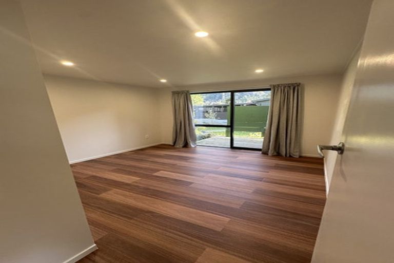 Photo of property in 157 Kent Street, Kingston, Athol, 9793