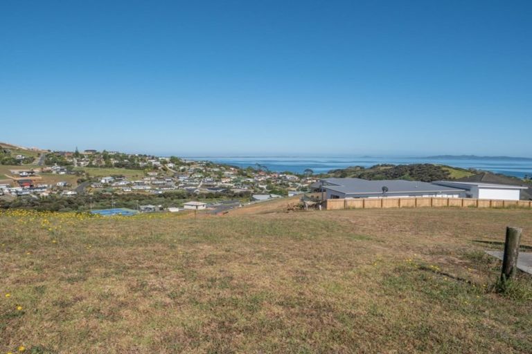 Photo of property in 24 Midgard Road, Coopers Beach, 0420