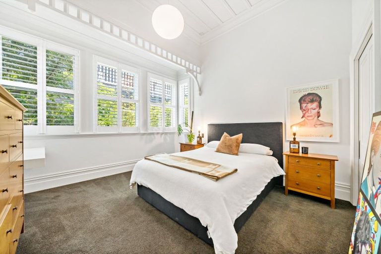 Photo of property in 215 Jervois Road, Herne Bay, Auckland, 1011