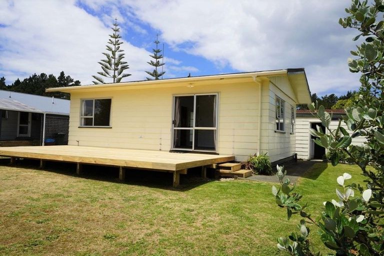 Photo of property in 1 Kuparu Place, Ruakaka, 0116