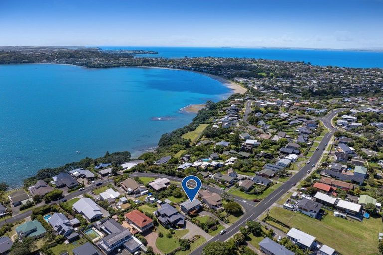 Photo of property in 29 Melandra Road, Stanmore Bay, Whangaparaoa, 0932
