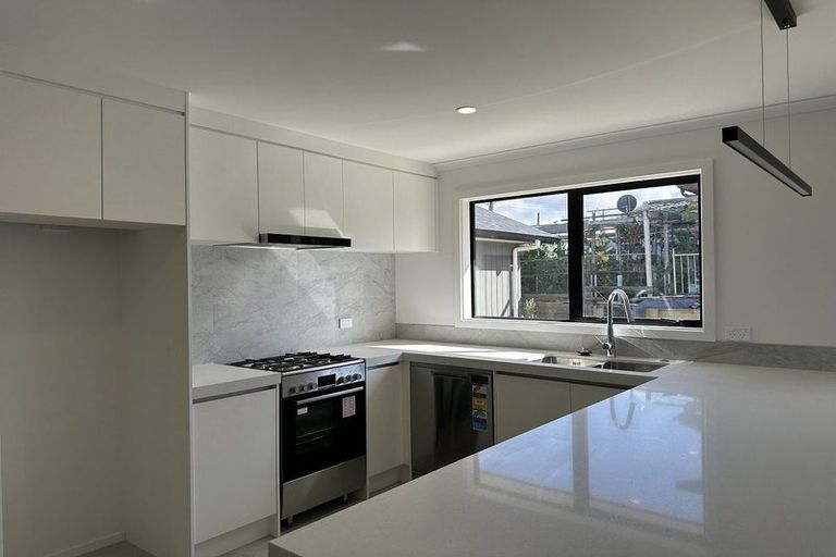 Photo of property in 9b Kukari Close, Flagstaff, Hamilton, 3210