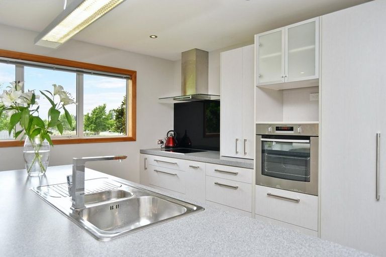 Photo of property in 17 Blackadder Road, Pegasus, 7612