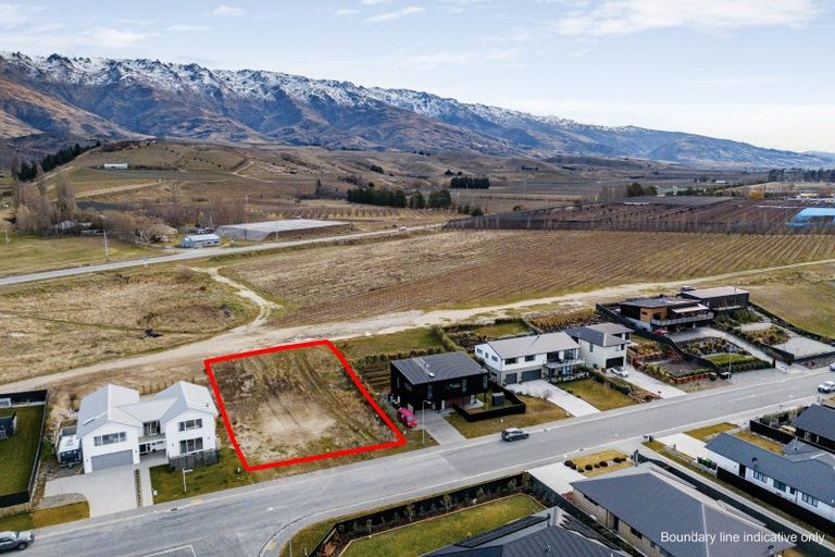 Photo of property in 31 Stratford Drive, Mount Pisa, Cromwell, 9383