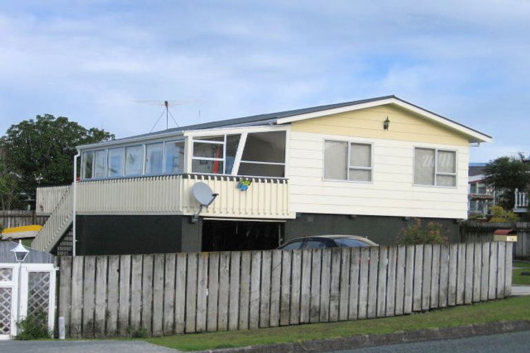 Photo of property in 18 Snells Beach Road, Snells Beach, 0920